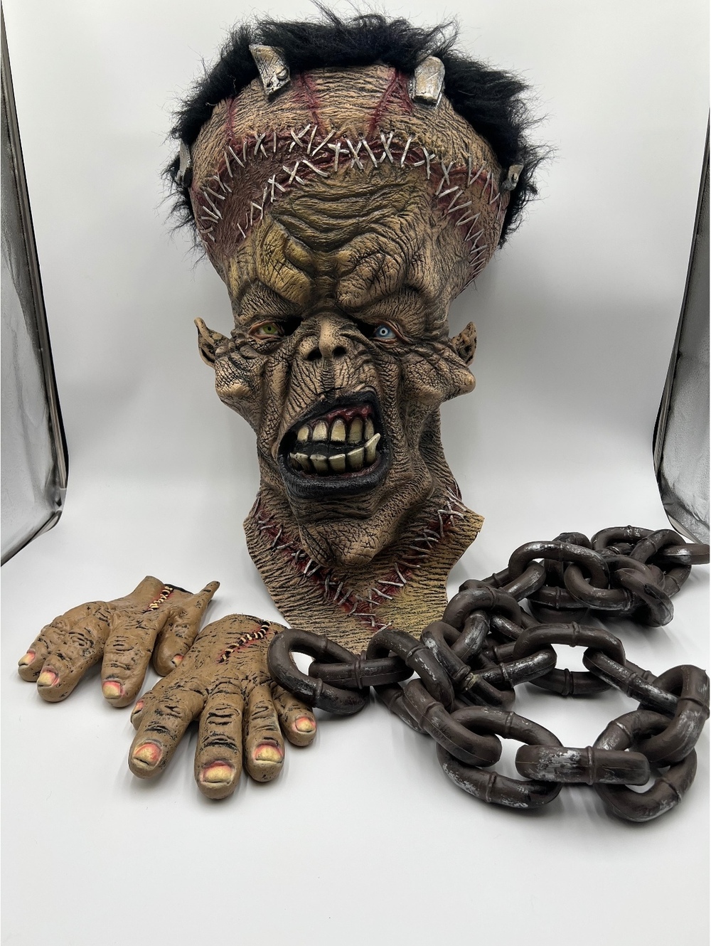 Rubie’s Creature Reacher Freak-N-Monster Frankenstein Mask Hands Chain